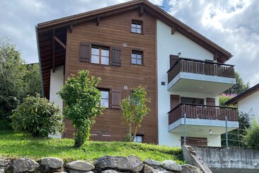 Ferienwohnung Roda Mulin - Ansicht Sommer