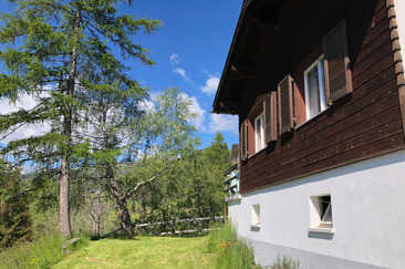 Ferienhaus Padrus - Ansicht Sommer