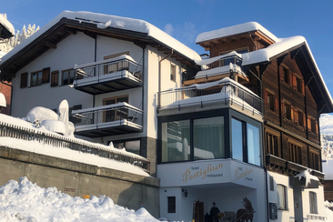 Hotel Postigliun - Aussenansicht Winter