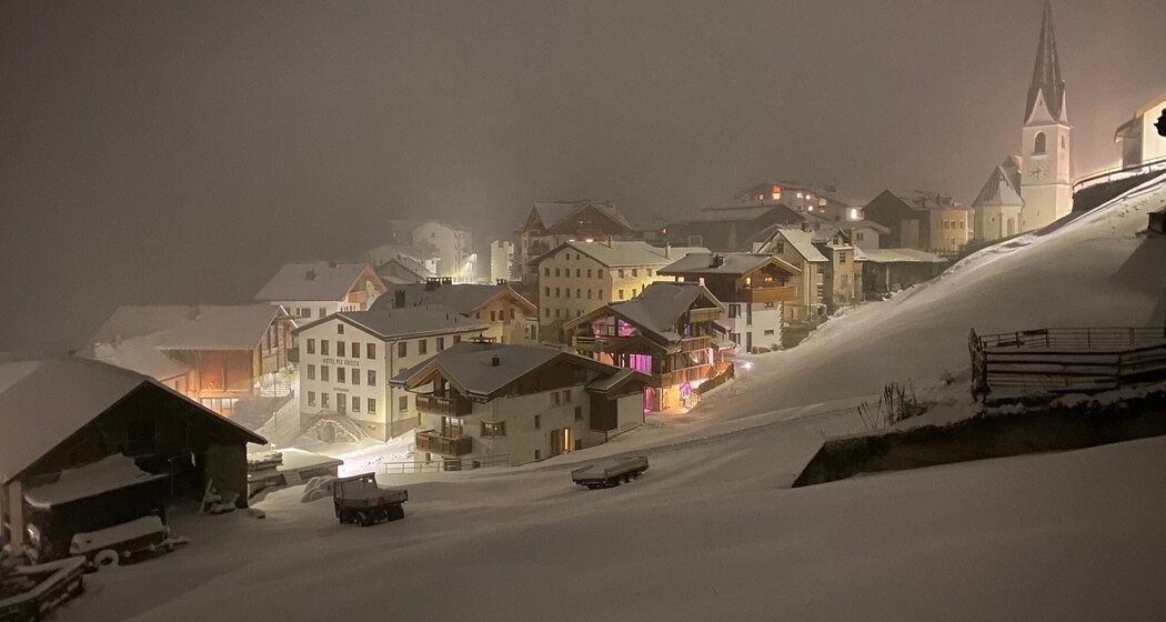 Samnaun-Compatsch by Night