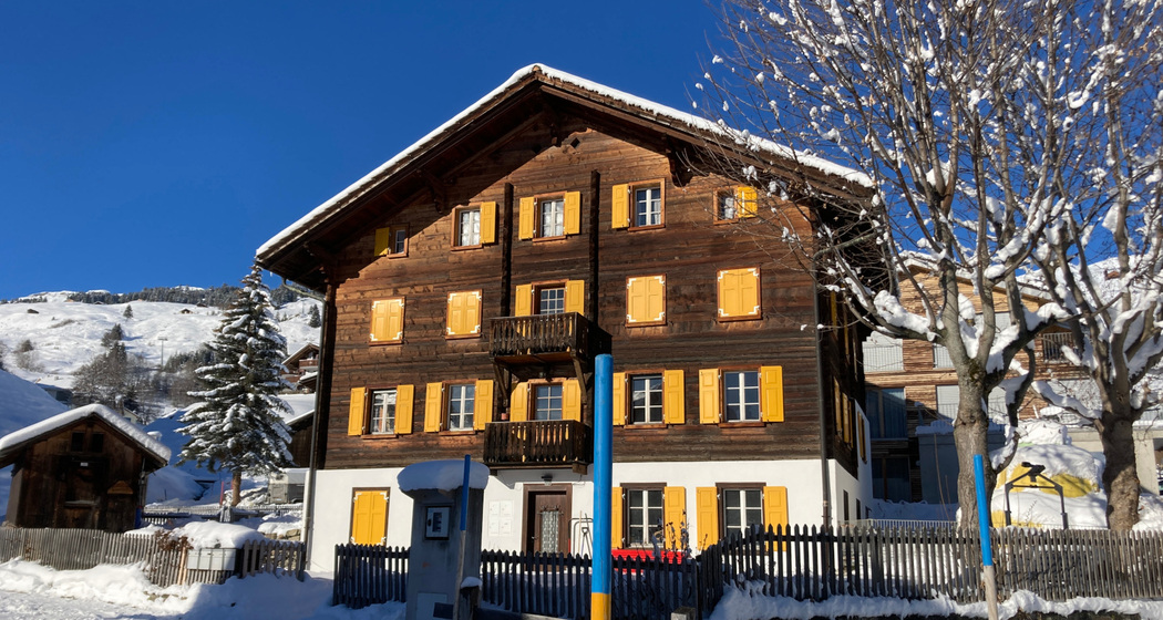 Ferienwohnung Gravas Brechbühler - Ansicht Winter