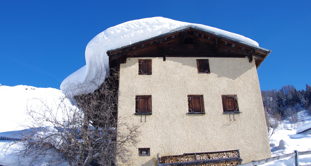 Ferienhaus Altes Walserhaus - Ansicht Winter