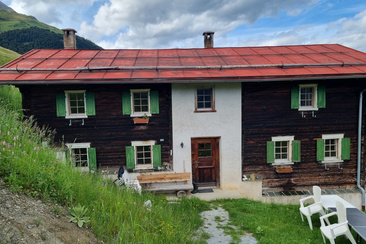 Ferienhaus Althus Gün - Ansicht Sommer