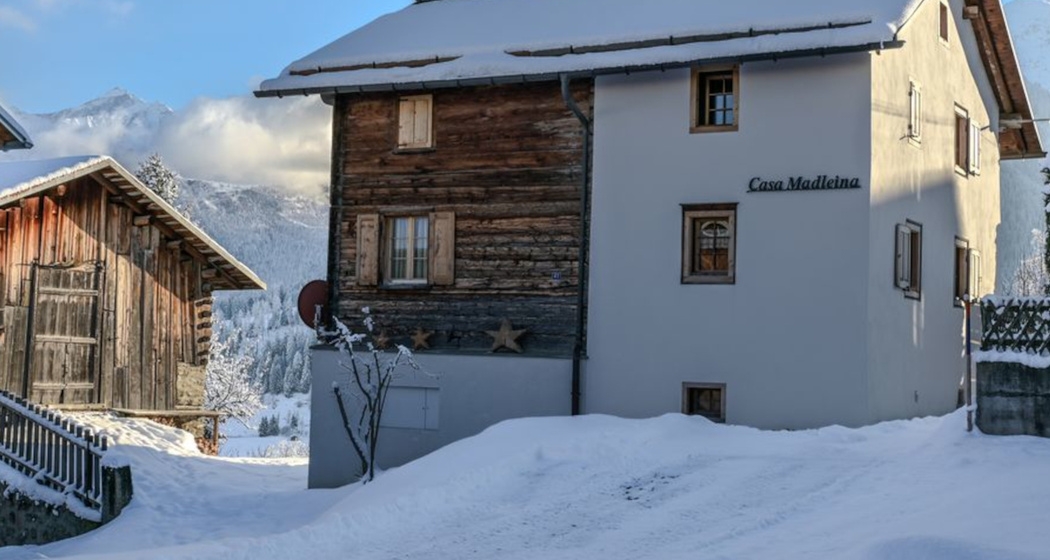 Fereinhaus Casa Madleina - Ansicht Winter
