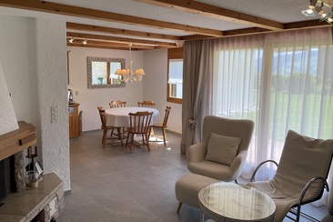 "Cordial Beinvegni"-"Herzlich Willkommen" in unserer 3 1/2 Zimmer Ferienwohnung