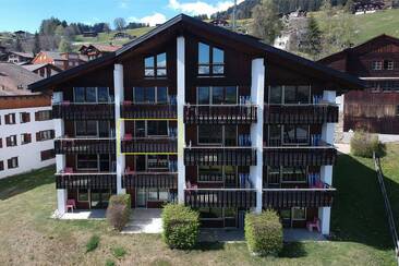 Aussenansicht Sommer