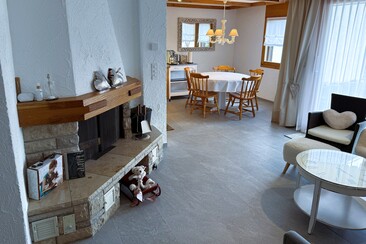 "Cordial Beinvegni"-"Herzlich Willkommen" in unserer 3 1/2 Zimmer Ferienwohnung