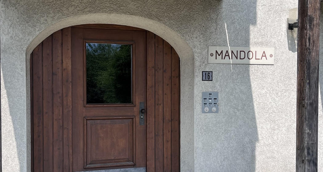 Hauseingang Mandola