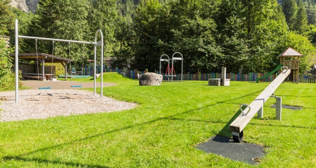 Spielplatz Vättis (ctd_252afae0-8e2d-4bc8-a4d2-9e188263328c_img02)