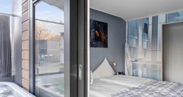 Glamping Hotel Schloss Ragaz (ctd_473f8492-2a35-40fe-bcb9-a36b737c92cf_img01)