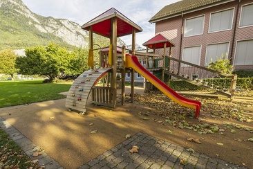 Spielplatz Schule Flums (ctd_539172ae-3f40-42a2-9d94-9d83e8d068ac_image)