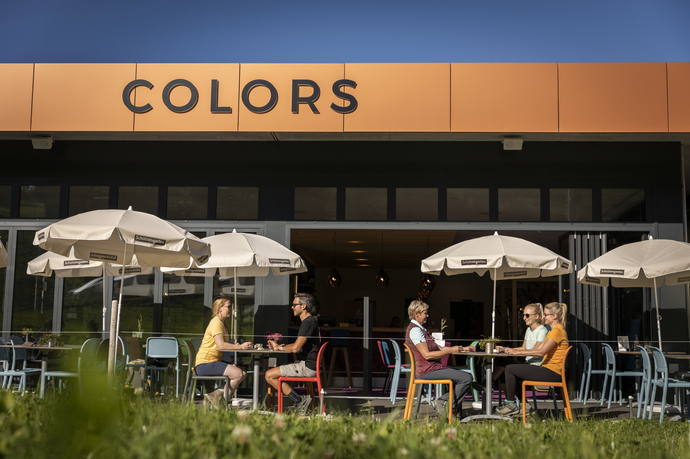COLORS - Restaurant und Bar (ctd_550df831-f6b1-421f-bee5-90bf78433741_image)