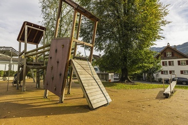 Spielplatz Obstadt Schulhaus Walenstadt (ctd_7249b891-edc7-4477-bb61-0b2c11365a99_image)