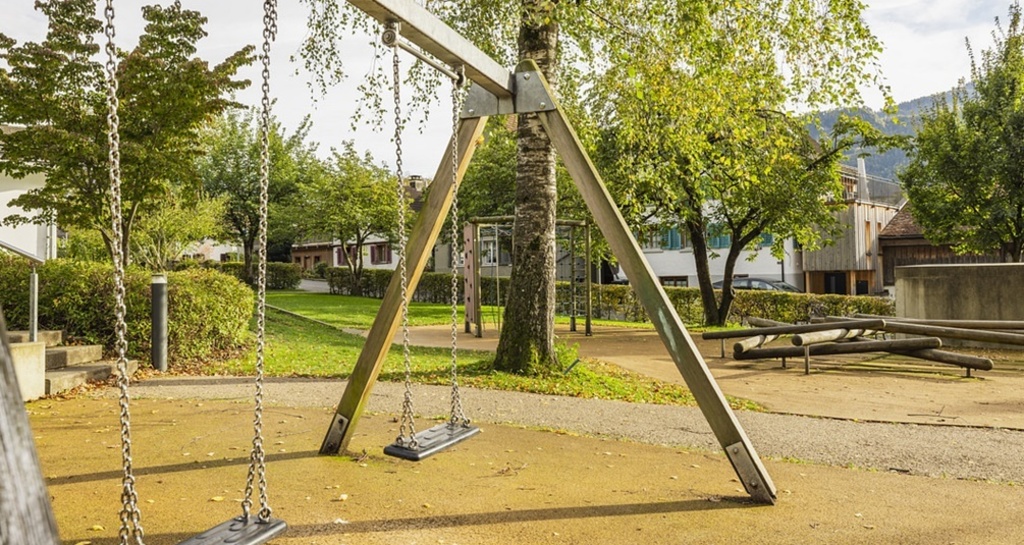 Spielplatz Obstadt Schulhaus Walenstadt (ctd_7249b891-edc7-4477-bb61-0b2c11365a99_img01)