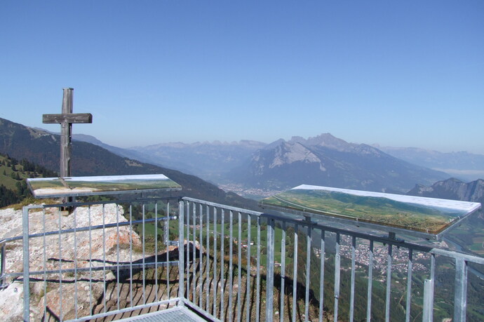 Pizalun observation deck (ctd_a2ce8640-b677-447c-b638-a7ffb298e87f_image)