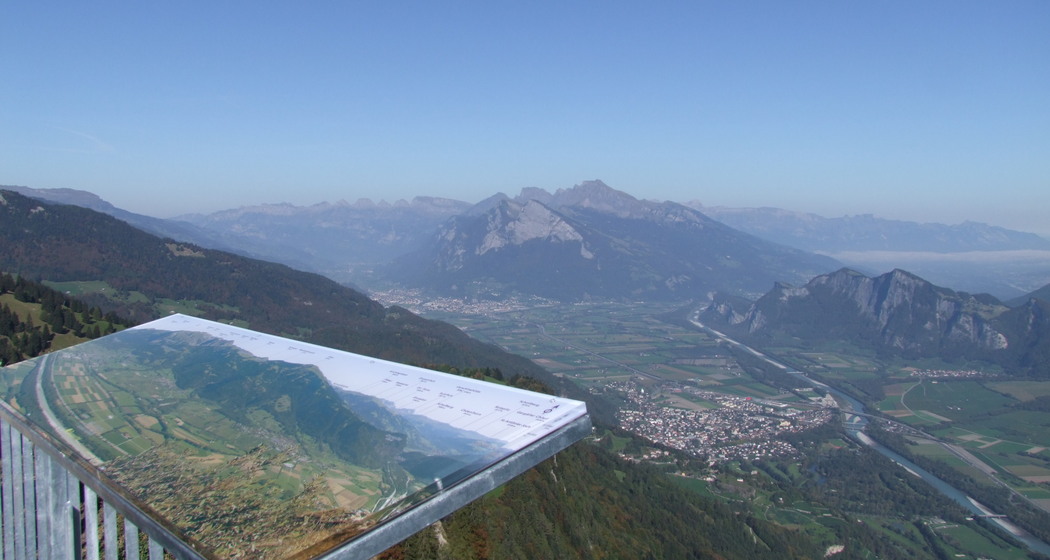 Aussichtsplattform Pizalun (ctd_a2ce8640-b677-447c-b638-a7ffb298e87f_img02)