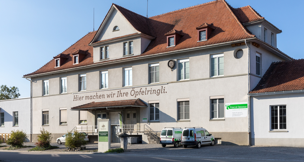 Öpfelfarm (ctd_d64cd5cc-7555-4225-92da-70dbcda9c2b0_image)