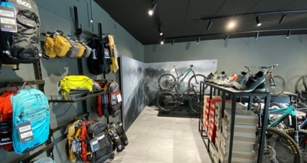 DRIFT Bike Shop GmbH (ctd_f1751f2b-e3fb-411d-8a45-57b4c0007360_img01)