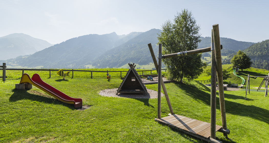 Spielplatz Pfäfers (ctd_f4b5a6f1-7616-4c9e-a64a-0852e13c7a0f_image)
