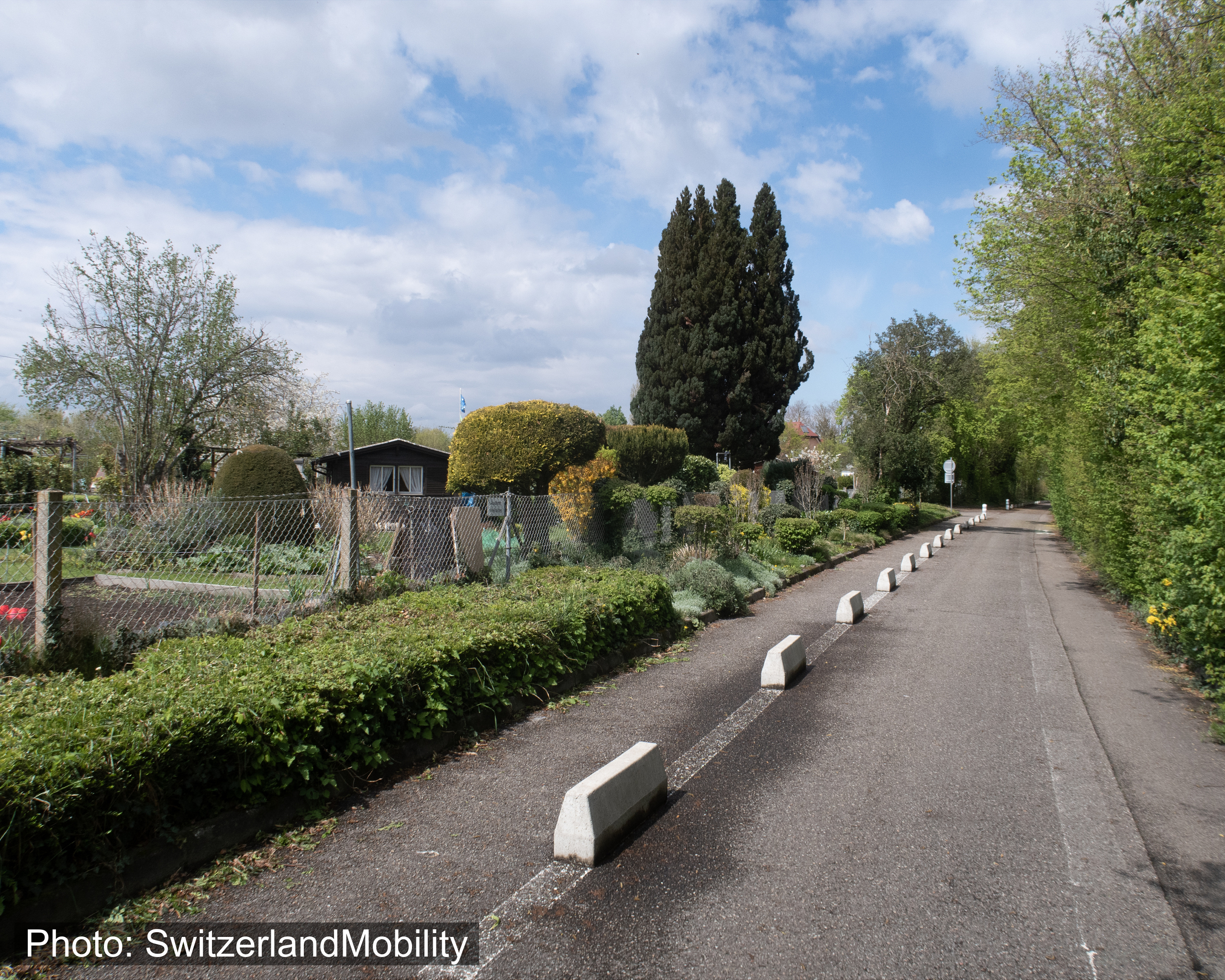 Burgfeldenpark-Parc-des-Carrières-Weg