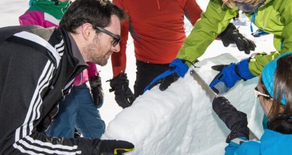 Iglubauen mit optionaler Übernachtung im Iglu in Davos (exp_0eb908e)