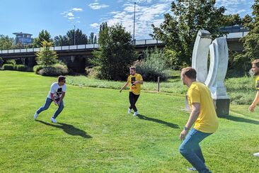 "Batti lo sposo" a St. Moritz: addio al celibato ricco di azione (exp_142c11a)