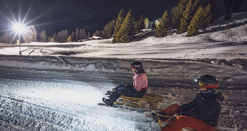 Abendschlitteln am Rinerhorn inkl. Einzelticket und Fondue (exp_1cc054f)