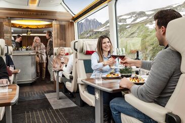 Prenotazione del posto nella Excellence Class del Glacier Express da Zermatt o St. Moritz (exp_1deec73)
