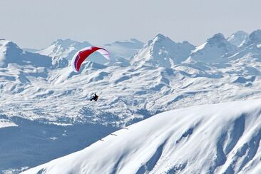 Klosters Gleitschirmfliegen Tandem ab Gotschnagrat (exp_2ebf0f7)