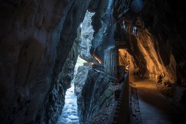 Visite de vignobles, thermes et gorge de Tamina (exp_3881068)