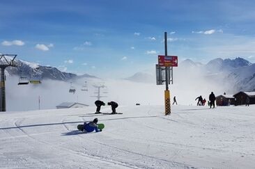 Rheinquelle Ski Coaching privat im Skigebiet Andermatt Sedrun Disentis (exp_3dfafe8)