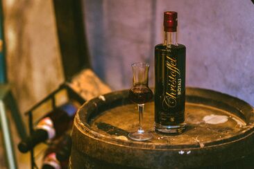 Röteli Likör Betriebsbesichtigung bei Christoffel Rötali in Davos (exp_898de8c)