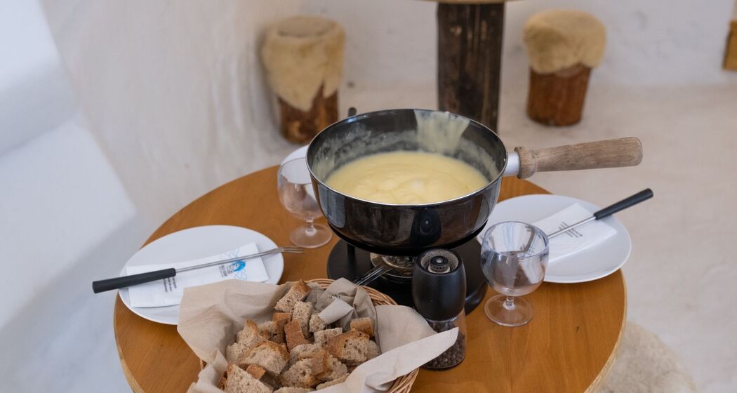 Fondue Deluxe im Iglu Dorf in Davos (exp_d48d83a)