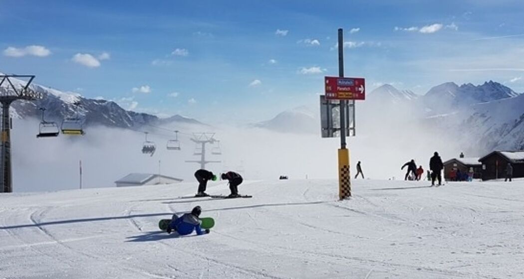 Privates Ski Coaching Family Package in Disentis Sedrun (exp_f0b3164)