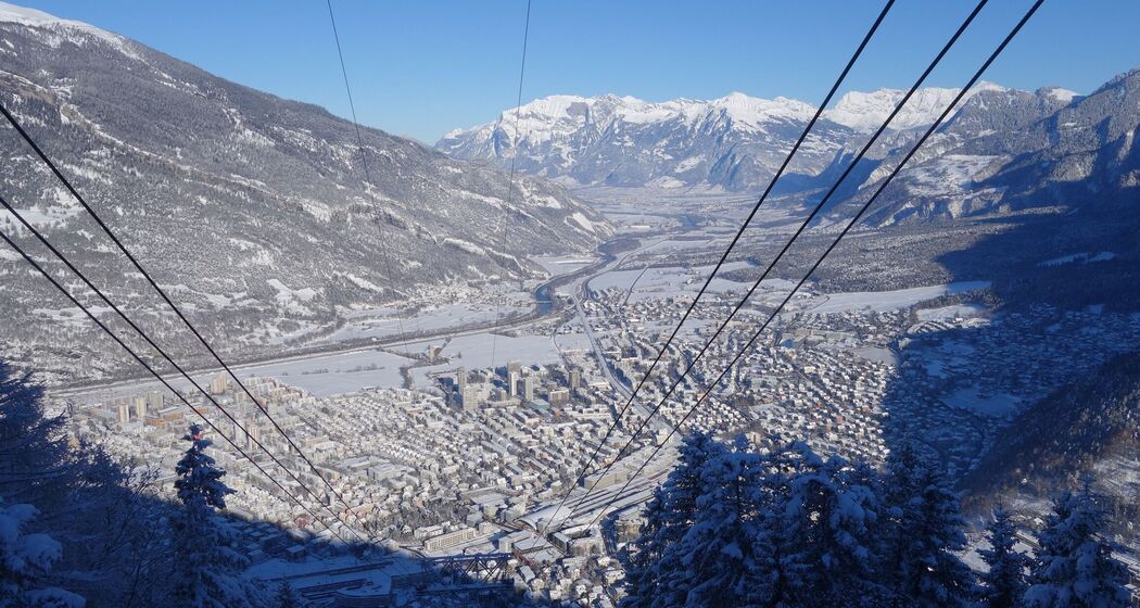 Schneeschuhwanderung Dreibündenstein ab Chur inkl. Spezialitäten Lunch und Bahnticket (exp_f8182ad)