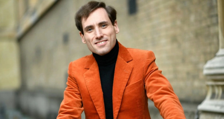 Grosse Geste (efr_img_f3fd679)