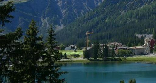 In idyllischer Lage direkt am Obersee