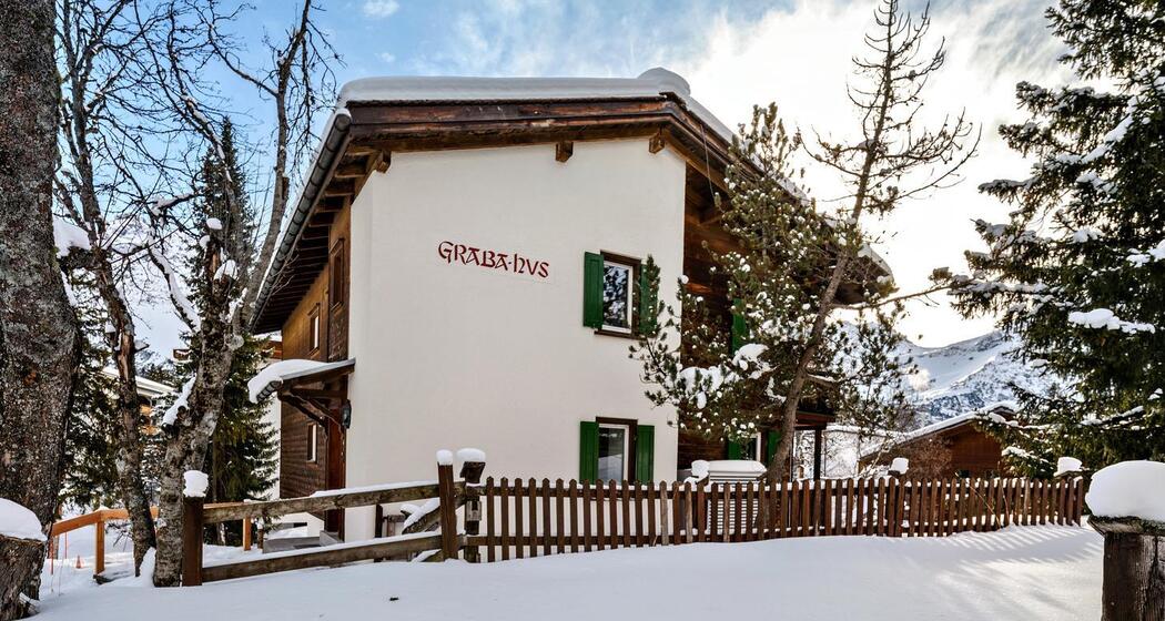 18C_1F6_2175839_1420861372_6