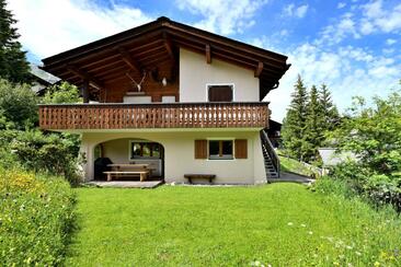 arosa-ferienwohnung-hölzerhütte-arosaexklusiv-schw