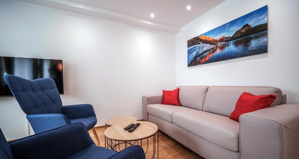 22A_147_2175839_150856102_5