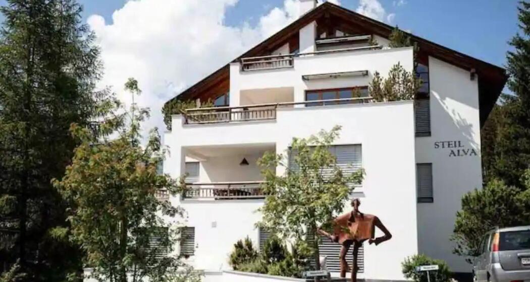 Steil Alva Aussenansicht Sommer