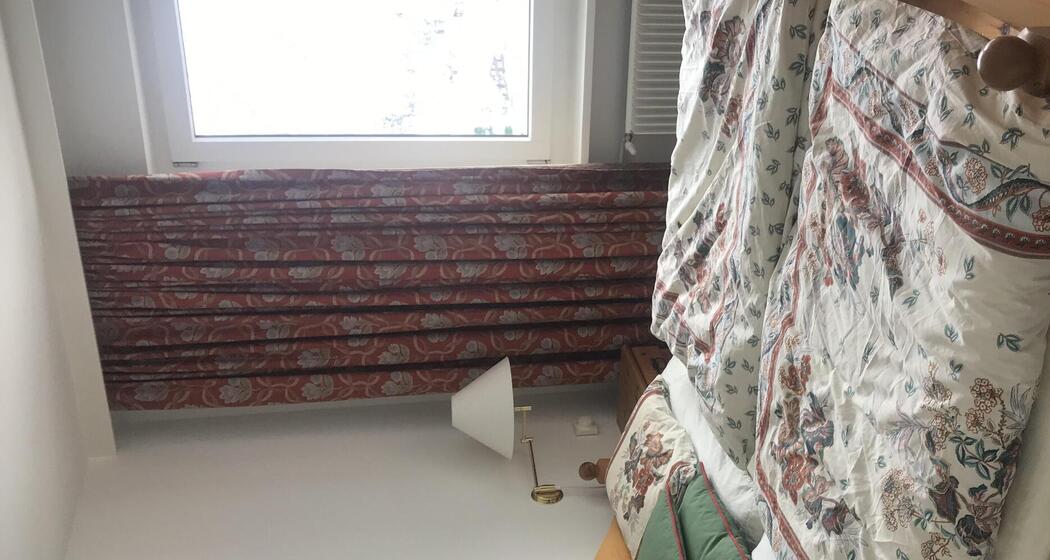 Schlafzimmer 1