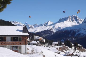 Ansicht Haus Im Stafel