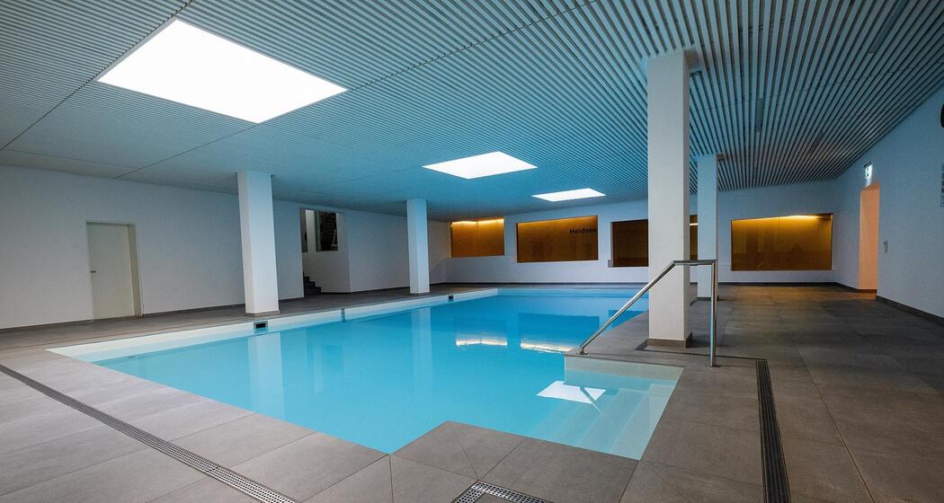 schwimmbad_02