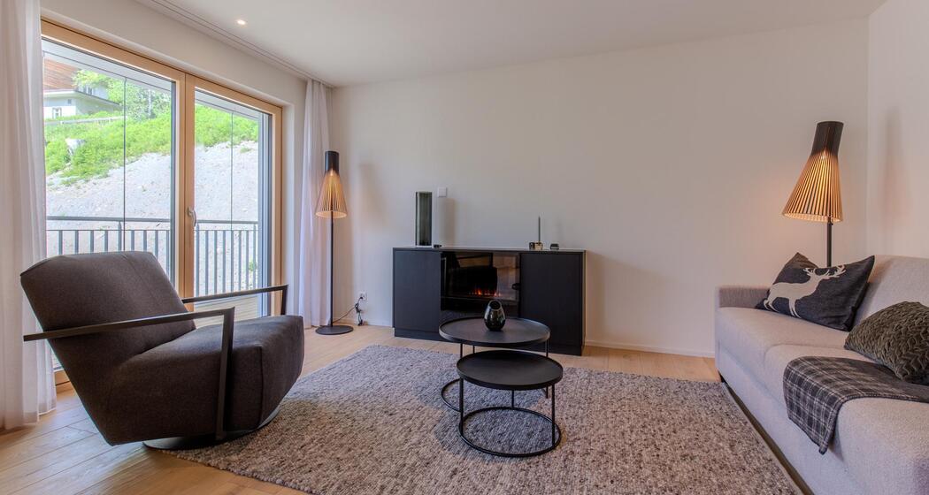 Gemütlichen Wohnraum mit Auszugssofa