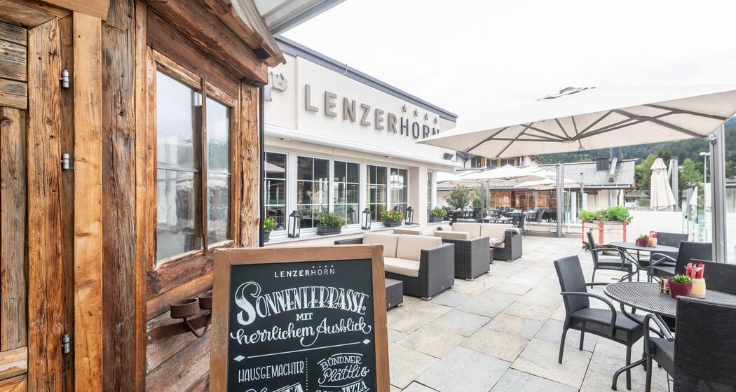 Lenzerhorn_Sonnenterrasse_Web-7728