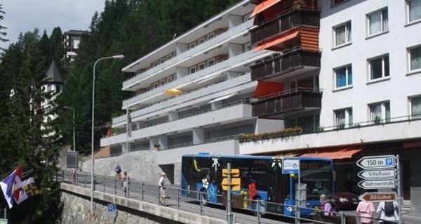 Casa Valbella Busstation