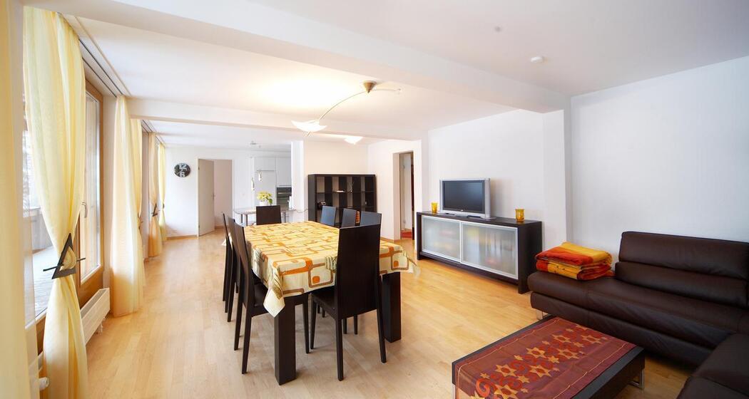 2E1_12_2175839_1394029225_6