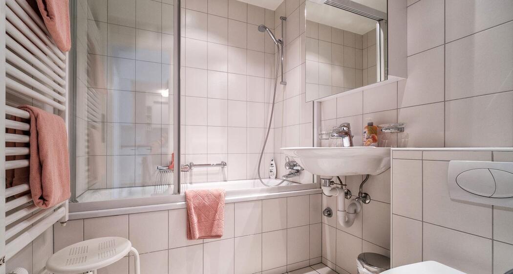 Bristol-41 Badezimmer