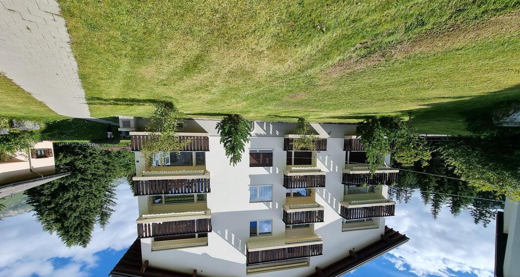 Aussenansicht, Wohnung liegt mitte rechts